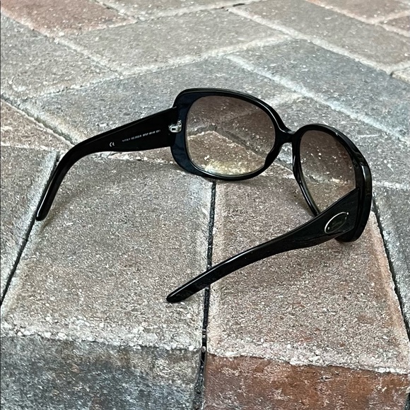 Gucci black sunglasses - Picture 7 of 13